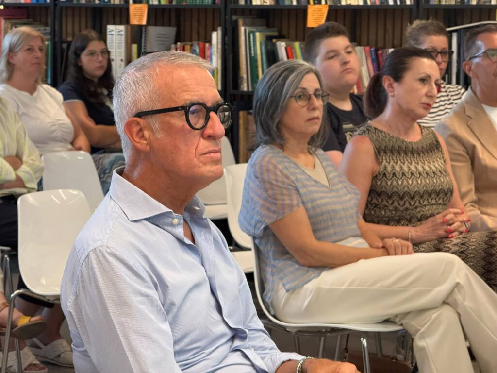 Comprare vicino, vendere lontano: perché conviene esserci