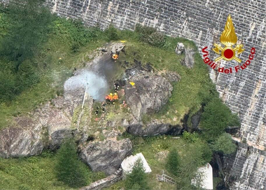 Cade ultraletggero: due morti in Valle Antrona