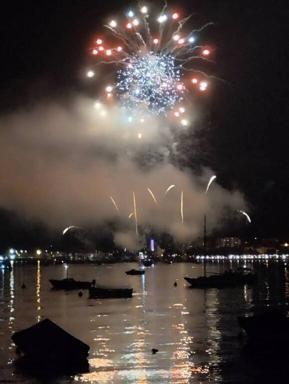 Fuochi d'artificio ad Arona e Angera