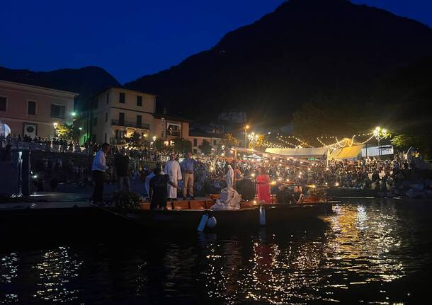 Il ferragosto lavenese con la processione delle barche e lo spettacolo dei fuochi d’artificio