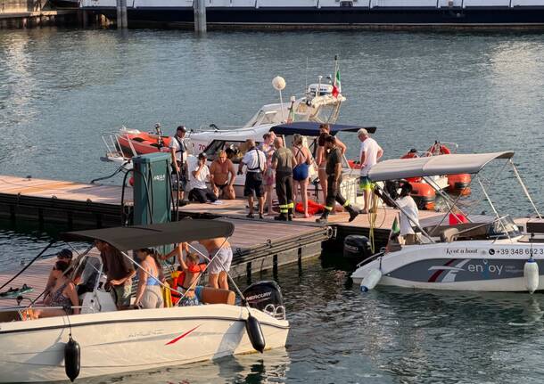 imbarcazione laveno vigili del fuoco