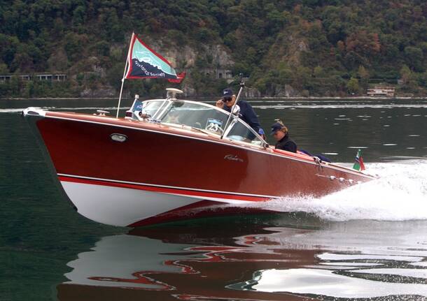 Motoscafi storici sul lago Maggiore