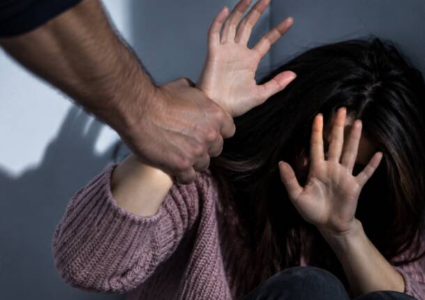 Maltrattamenti - violenza sulle donne - Uomo violento 